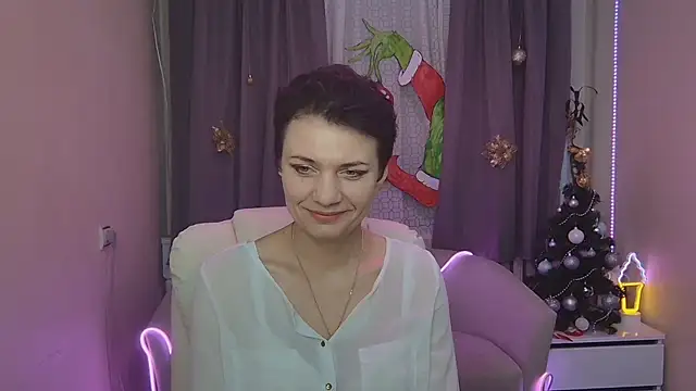 AvaSaturnian online show from January 2026 07:58:02 AM