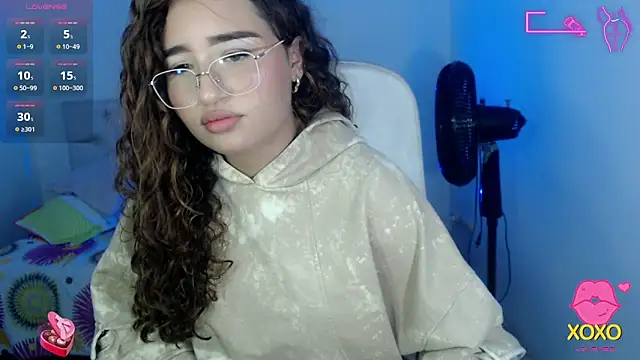 Snapshot of sasha_17_ chatting on September 2025 03:57:01 PM sasha 17 online show from September 2025 03:57:01 PM