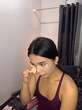 AngelHille online show from October 2025 05:11:02 PM