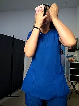 Madisson-04  online show from December 2025 03:18:02 PM