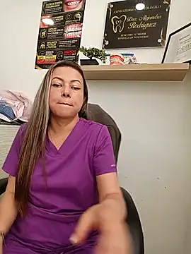 Snapshot of Madisson-04_ chatting on July 2026 03:29:01 PM Madisson-04 online show from July 2026 03:29:01 PM