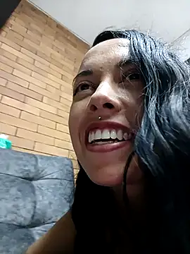 MiaForever1 online show from April 2026 04:46:01 AM