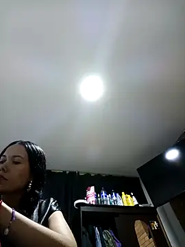 MiaForever1 online show from April 2026 04:02:02 AM