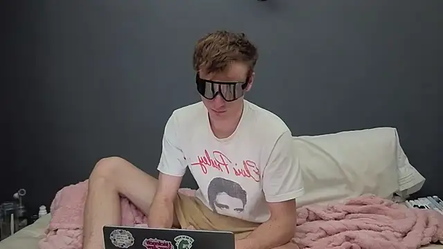maskedboy1 online show from May 2026 11:18:02 AM