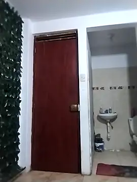 Camila latina 0 online show from November 2025 04:12:01 AM