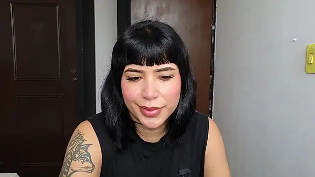 Snapshot of dahiana_marin chatting on June 2026 05:22:01 PM dahiana marin online show from June 2026 05:22:01 PM