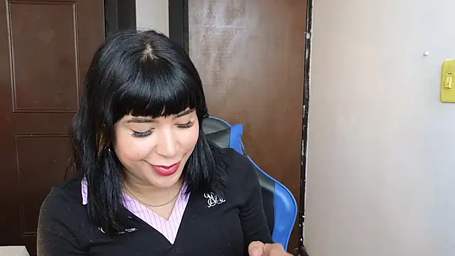 Snapshot of dahiana_marin chatting on June 2026 07:35:01 PM dahiana marin online show from June 2026 07:35:01 PM