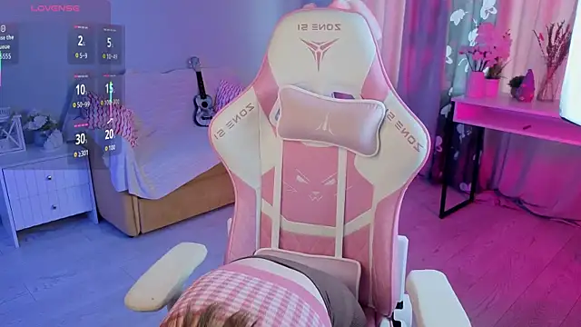 Snapshot of Sweetie_Hope chatting on October 2025 07:58:02 AM Sweetie Hope online show from October 2025 07:58:02 AM