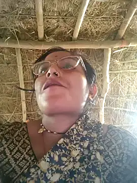 LUCKY cut online show from October 2025 03:04:01 AM