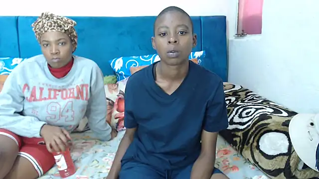 SweetSlenderChoc online show from March 2026 04:48:01 PM