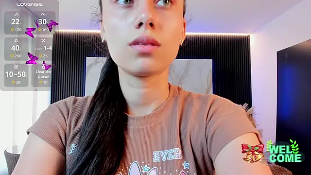 sofiapalacioss online show from February 2026 06:52:02 PM