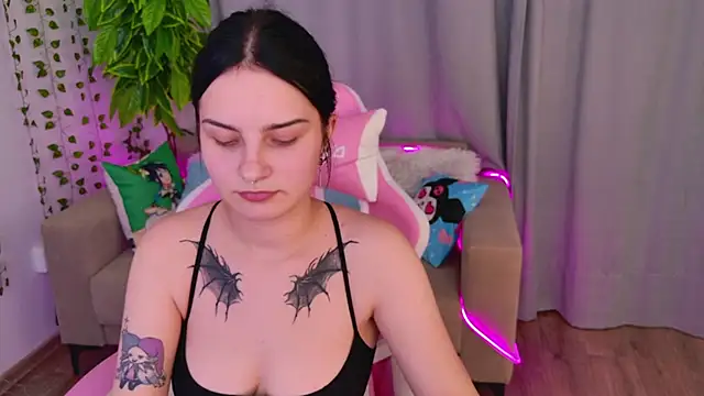 Angel Braun online show from September 2025 03:11:01 PM