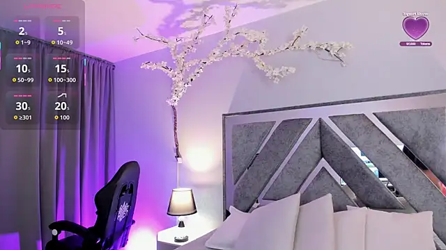 jasmincollin  online show from December 2025 03:15:01 AM