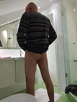 Oldmenhot66 online show from January 2026 05:34:02 AM