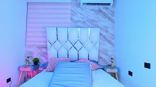 collet 1 online show from February 2026 12:04:02 PM