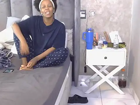 Sultry Booty online show from November 2025 07:00:02 AM