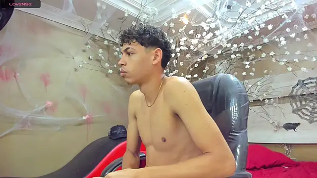 Mycandyfor You online show from October 2025 07:02:02 PM