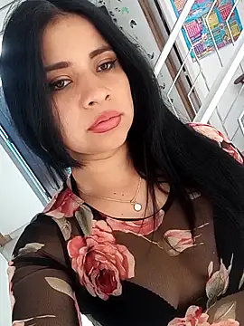 ValerieLove  online show from September 2025 07:47:01 PM