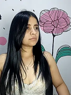 ValerieLove  online show from October 2025 09:01:01 PM