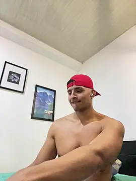 Snapshot of Smith_Fitness chatting on November 2025 03:50:01 AM Smith Fitness online show from November 2025 03:50:01 AM