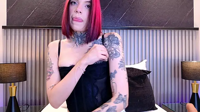 Snapshot of Meganreed_ chatting on May 2026 10:27:02 PM Meganreed online show from May 2026 10:27:02 PM