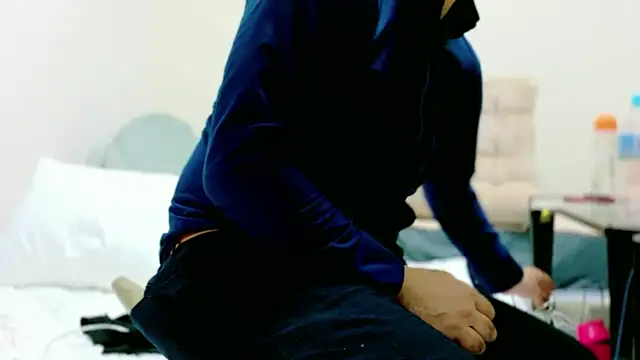 Snapshot of -barbapapa- chatting on March 2026 12:07:01 PM -barbapapa- online show from March 2026 12:07:01 PM