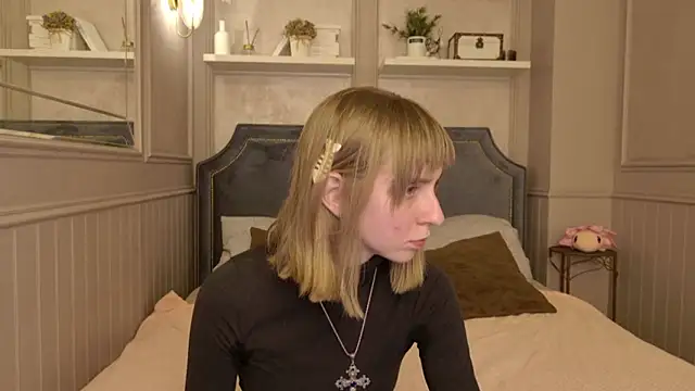 Beverly Gomes online show from October 2025 03:20:01 PM