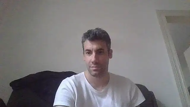 JulioIsHere4you online show from March 2026 08:18:02 AM