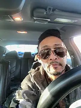 Snapshot of RiverTM chatting on September 2025 03:02:02 PM RiverTM online show from September 2025 03:02:02 PM