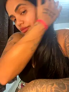 danilyns online show from October 2025 10:08:02 PM