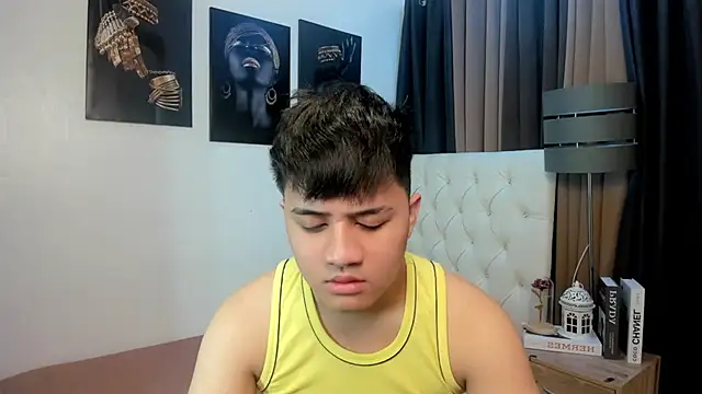 Snapshot of KentAivan chatting on September 2025 04:56:01 AM KentAivan online show from September 2025 04:56:01 AM