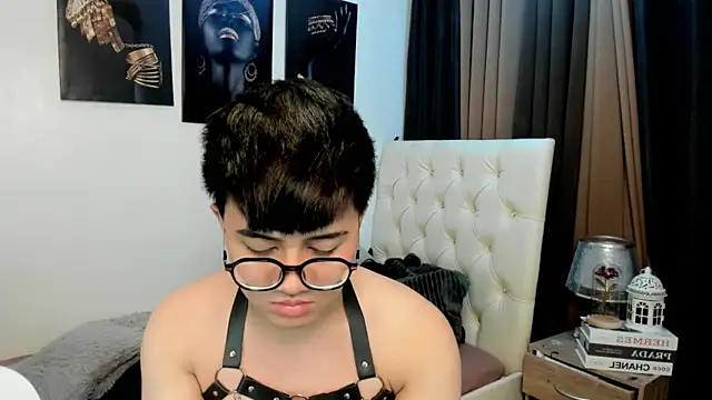 Snapshot of KentAivan chatting on October 2025 08:36:02 AM KentAivan online show from October 2025 08:36:02 AM