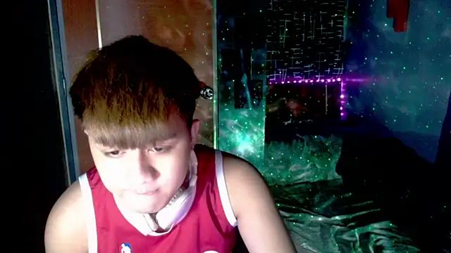 Snapshot of KentAivan chatting on February 2026 05:38:02 PM KentAivan online show from February 2026 05:38:02 PM