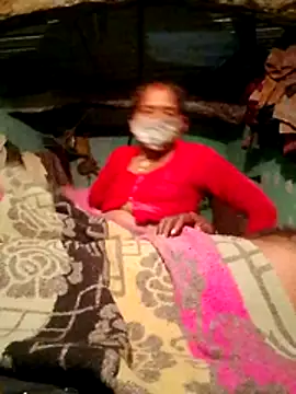 CUTE-004 online show from October 2025 04:06:02 PM