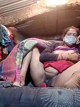 CUTE-004 online show from February 2026 06:44:01 PM