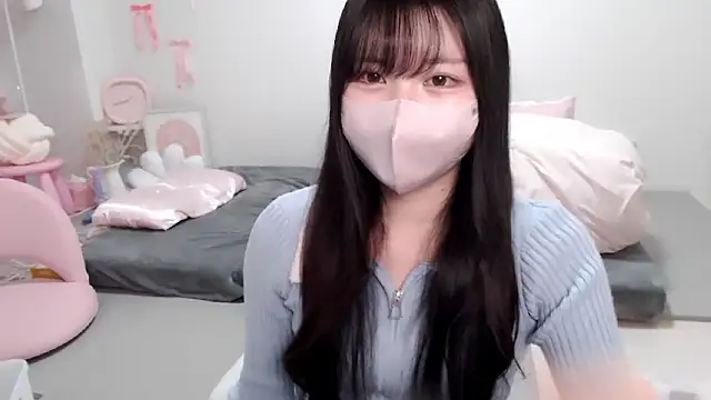 moka-neko online show from March 2026 06:14:01 AM