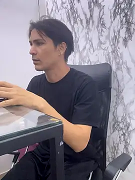 StevenHumps online show from October 2025 08:15:02 AM