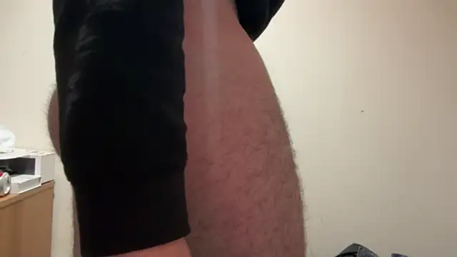 Snapshot of twinkydave chatting on November 2025 06:20:01 PM twinkydave online show from November 2025 06:20:01 PM