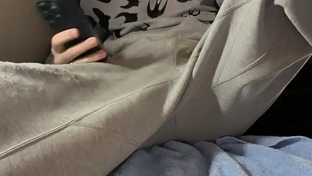 Snapshot of twinkydave chatting on November 2025 02:20:02 PM twinkydave online show from November 2025 02:20:02 PM