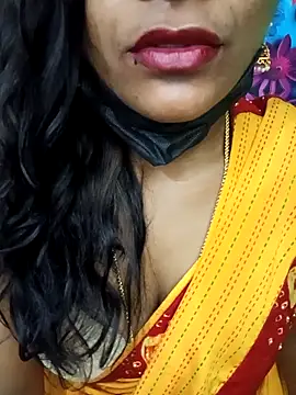 Snapshot of Divya_Spandhana_90 chatting on October 2025 06:31:02 PM Divya Spandhana 90 online show from October 2025 06:31:02 PM