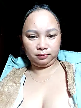 -Kitty-92 online show from November 2025 11:15:01 PM