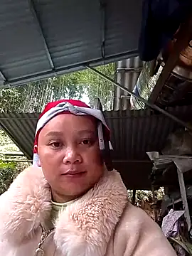 -Kitty-92 online show from November 2025 01:16:01 AM