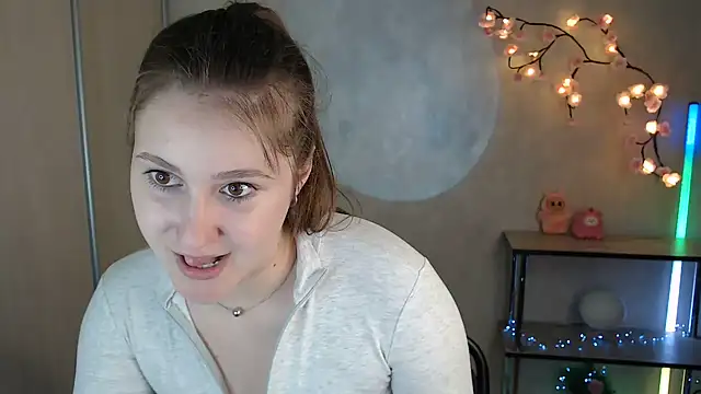 Snapshot of Milka_kamila chatting on May 2026 12:44:01 PM Milka kamila online show from May 2026 12:44:01 PM