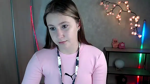 Snapshot of Milka_kamila chatting on June 2026 12:18:01 PM Milka kamila online show from June 2026 12:18:01 PM