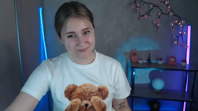 Snapshot of Milka_kamila chatting on June 2026 12:58:02 PM Milka kamila online show from June 2026 12:58:02 PM