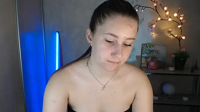 Snapshot of Milka_kamila chatting on July 2026 12:11:02 PM Milka kamila online show from July 2026 12:11:02 PM