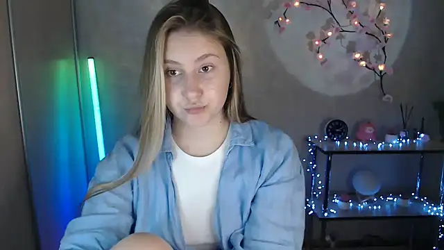Snapshot of Milka_kamila chatting on July 2026 12:12:02 PM Milka kamila online show from July 2026 12:12:02 PM