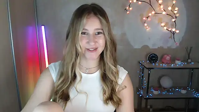Snapshot of Milka_kamila chatting on July 2026 12:15:01 PM Milka kamila online show from July 2026 12:15:01 PM