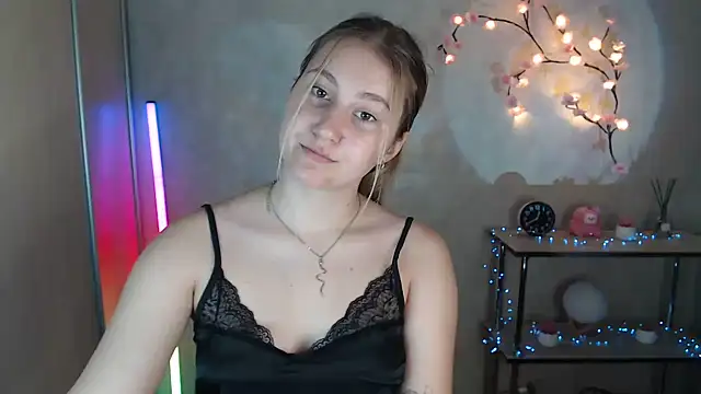 Snapshot of Milka_kamila chatting on August 2026 09:41:02 AM Milka kamila online show from August 2026 09:41:02 AM