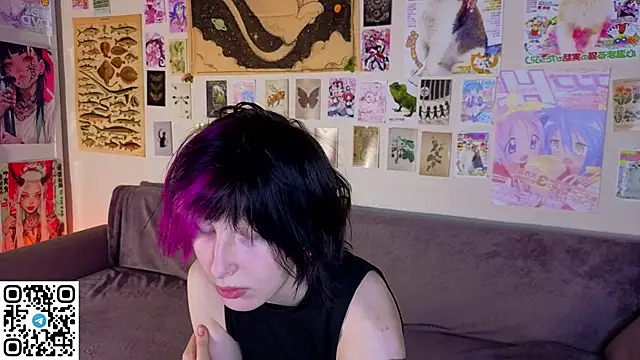 Snapshot of KandraCruser chatting on May 2026 08:05:01 PM KandraCruser online show from May 2026 08:05:01 PM